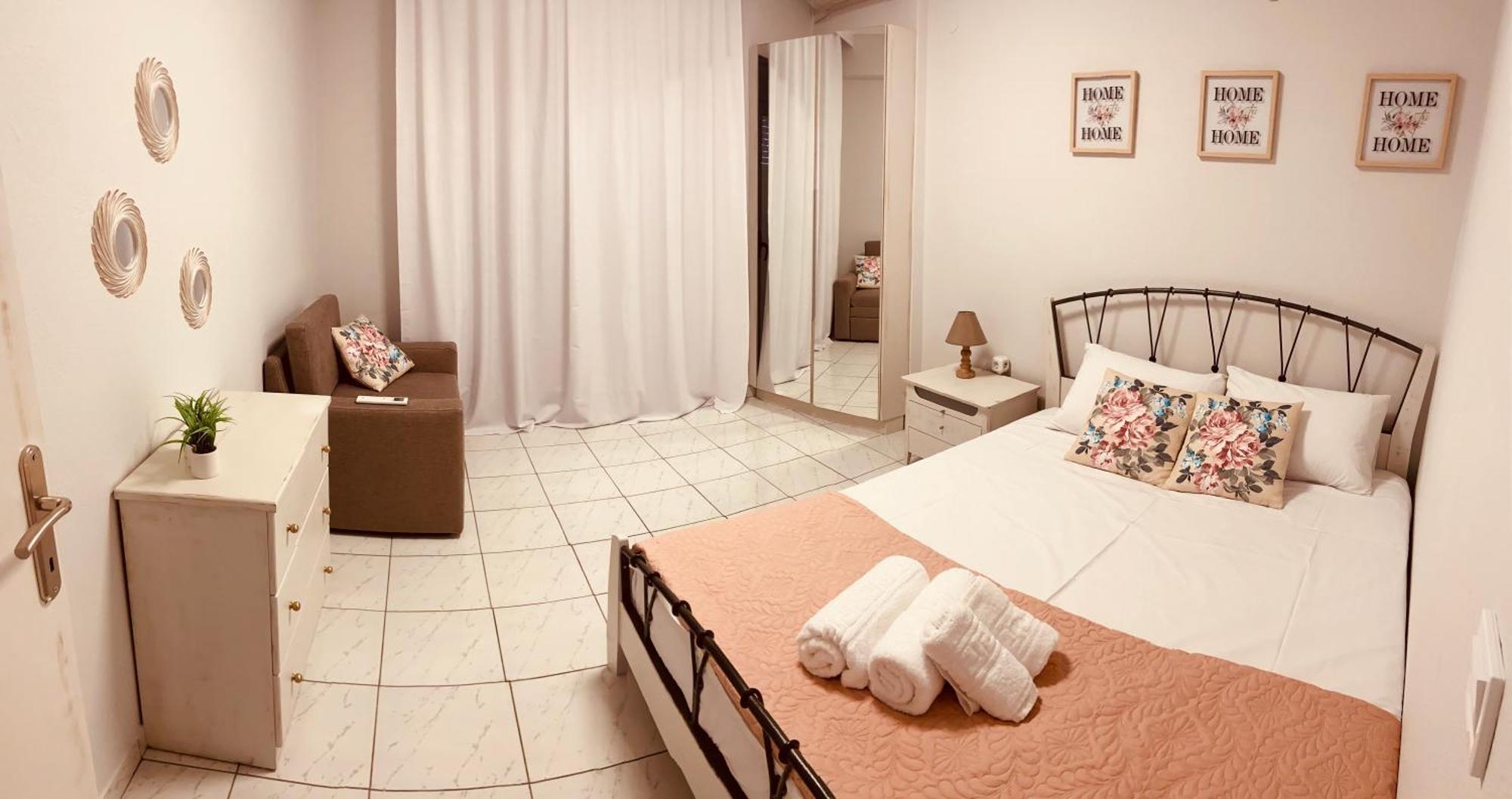 Peramore Apartment Néa Péramos Buitenkant foto