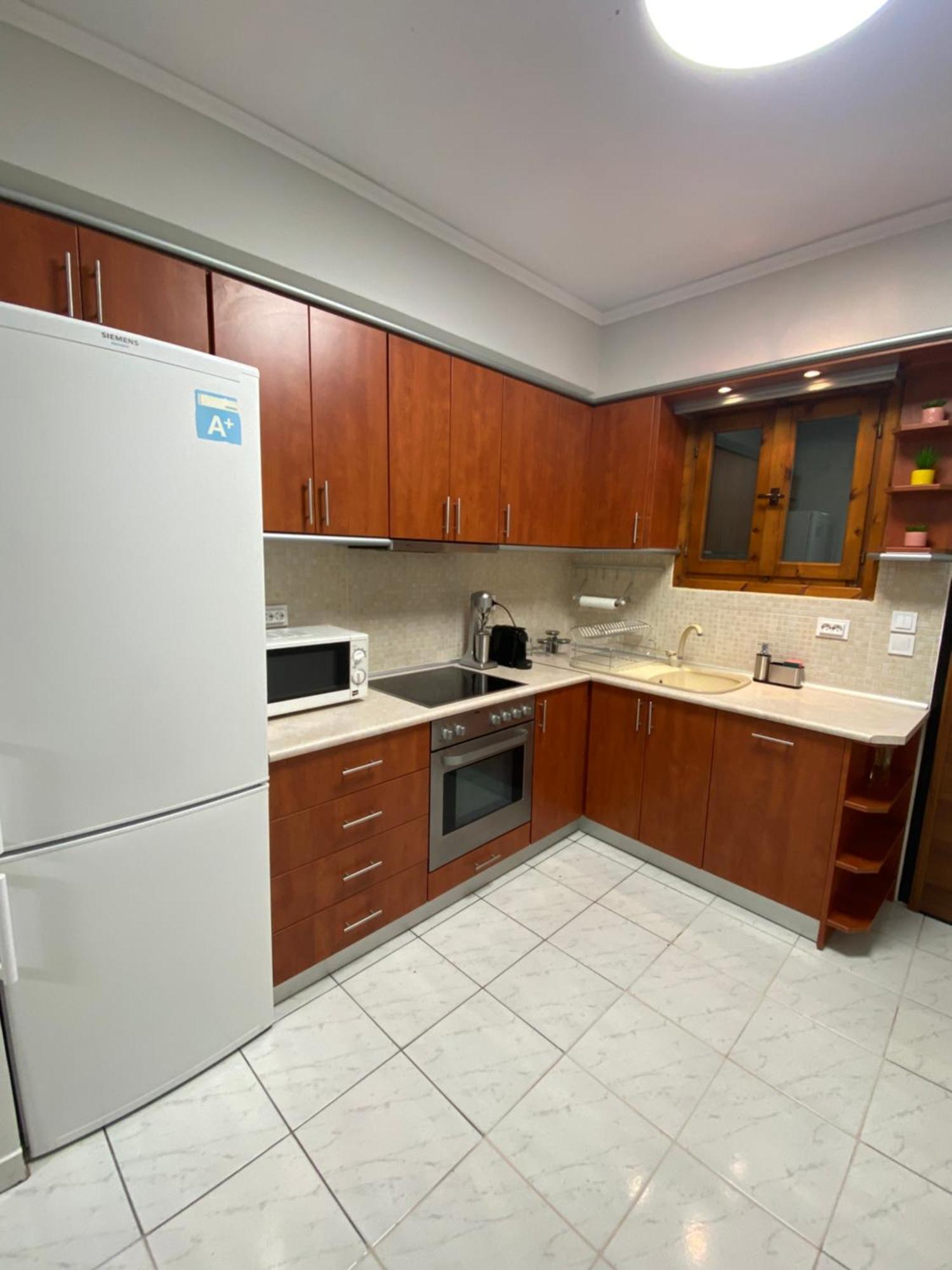 Peramore Apartment Néa Péramos Buitenkant foto